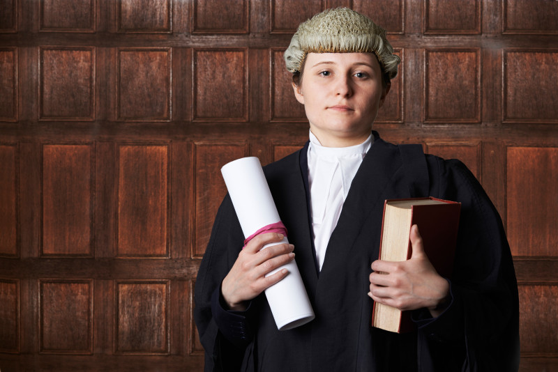 female barristers wear wigs